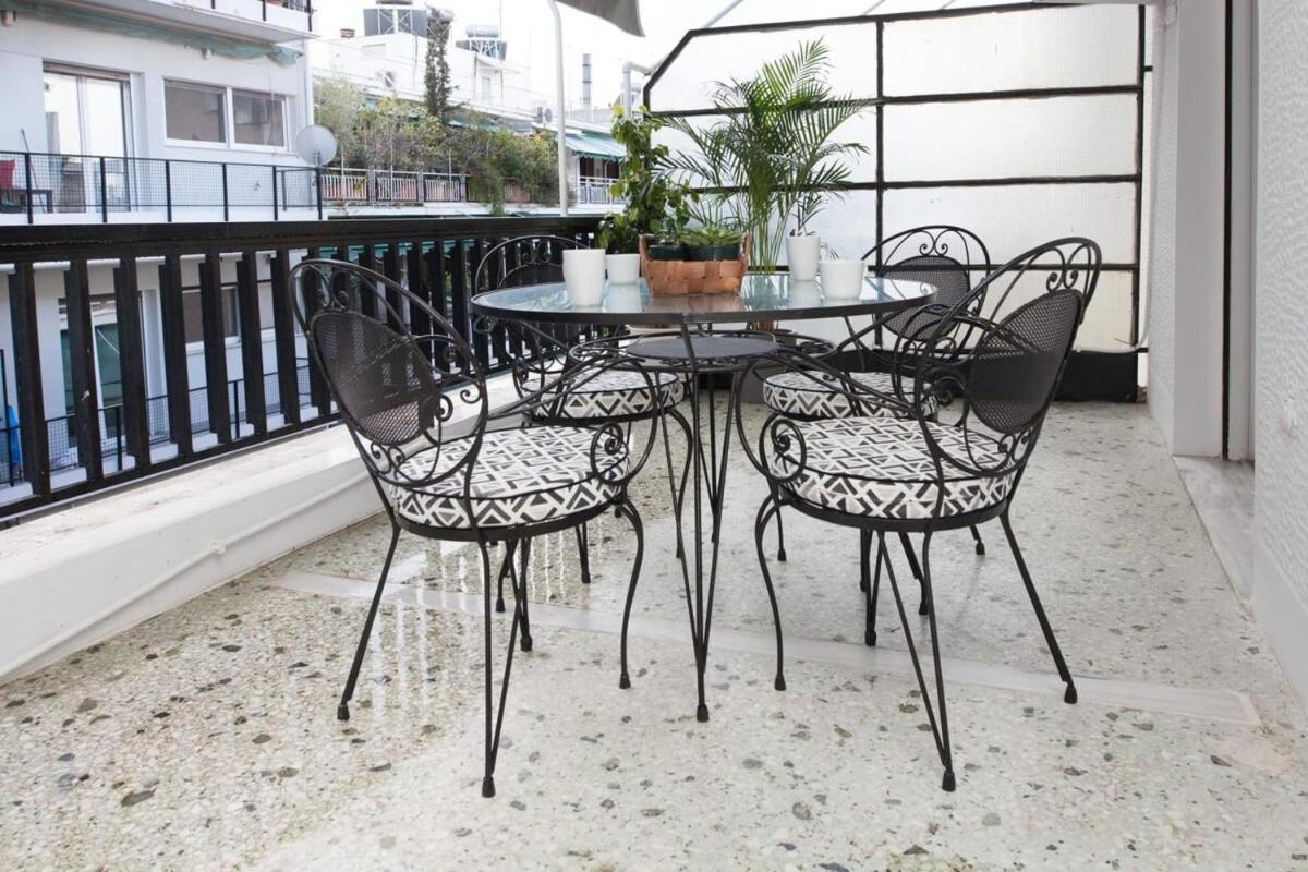 אתונה Pagrati Urban Oasis Getaway 2Bd Apt With Balcony מראה חיצוני תמונה