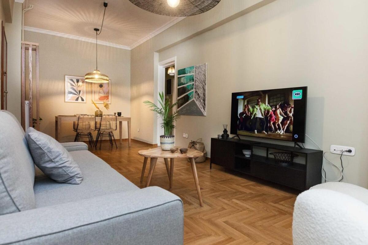 אתונה Pagrati Urban Oasis Getaway 2Bd Apt With Balcony מראה חיצוני תמונה